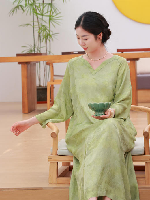 【2026东衣作】新中式连衣裙（25707250碧丝-设计师） 商品图2