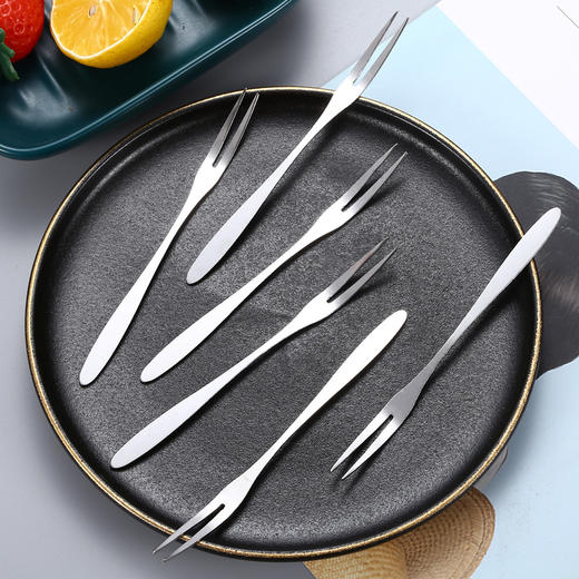 不锈钢水果叉 创意二齿叉子蛋糕月饼刀叉子家用便携水果签1个 商品图3