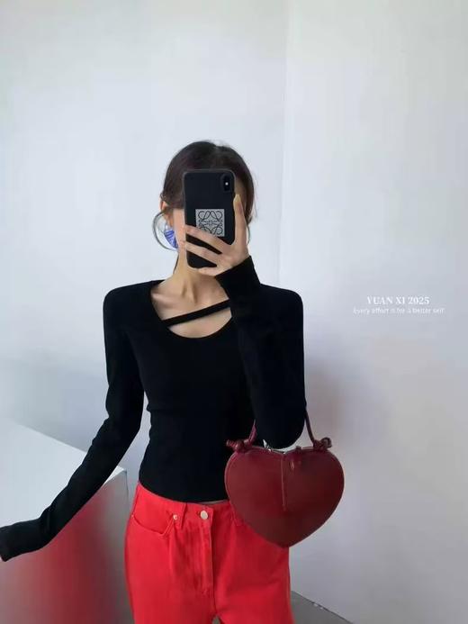 冰点价！仅限11.11！退货勿拍【秋上新】25013斜杠U领高弹力螺纹修身长袖长袖上衣-喜出 商品图3