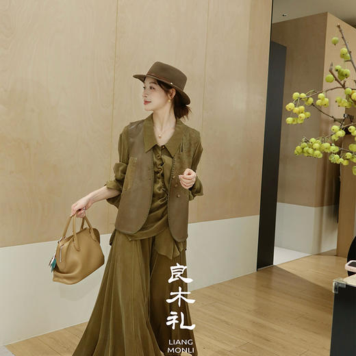 【预售7天】良木礼绵羊皮马甲（Q2582117） 商品图0