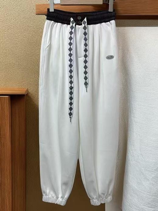 女王节抢购价-不支持退【自营】不支持退货 两粒扣菱形格腰带束脚休闲卫裤-喜出 商品图5