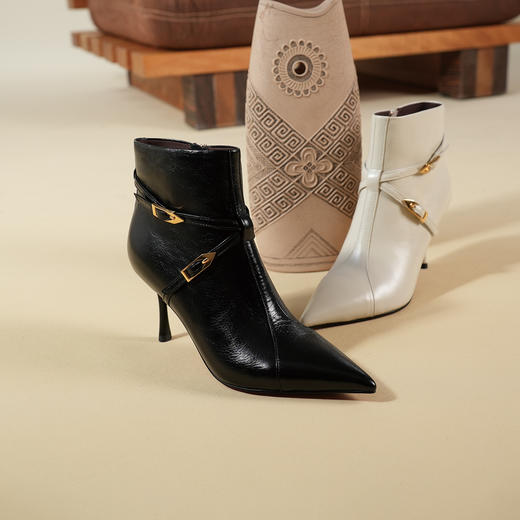 Westory2025年冬季尖头高跟靴子油蜡摔纹胎牛皮通勤宴会百搭短靴W25DS85431 商品图0