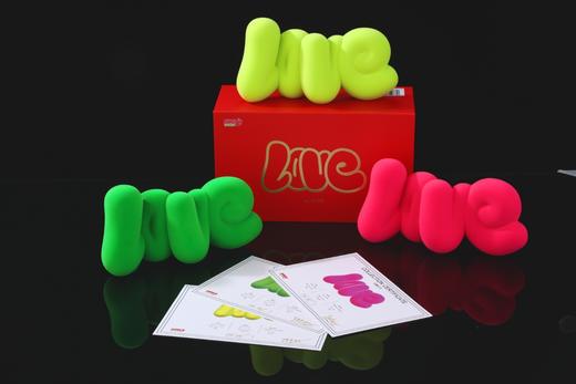 张超级《满满的爱 ALL IS LOVE》雕塑 商品图0