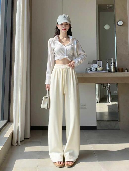 冰点价！仅限11.11！退货勿拍【秋上新】米白刺绣小标休闲直筒裤卫裤-喜出 商品图0