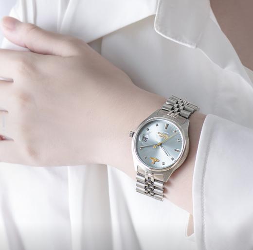 Vivienne Westwood 西太后 腕表 石英机芯 不锈钢表带 蓝色表盘 女表 50米防水 商品图3