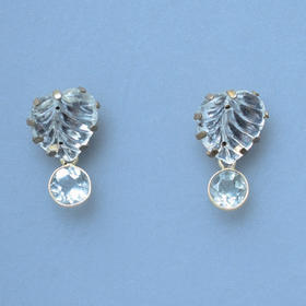 订购4周到｜Monshiro-hanamizuki-水晶 山茱萸 耳环［日本设计师］