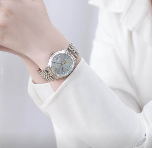 Vivienne Westwood 西太后 腕表 石英机芯 不锈钢表带 蓝色表盘 女表 50米防水 商品图4