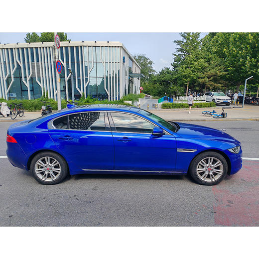 捷豹 XEL 2.0T 200PS 精英版【长租-北京】 商品图3