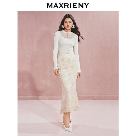 玛克门店发货MAXRIENY复古浪漫感丝绒刺绣鱼尾半裙(货号:MC85SK504) 商品图1