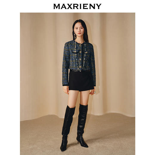 玛克门店发货：MAXRIENY轻奢气质高级感钻扣外套文艺复古感上衣女(货号:MC88JA818) 商品图0