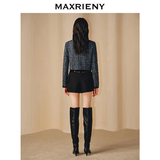 玛克门店发货：MAXRIENY轻奢气质高级感钻扣外套文艺复古感上衣女(货号:MC88JA818) 商品图2