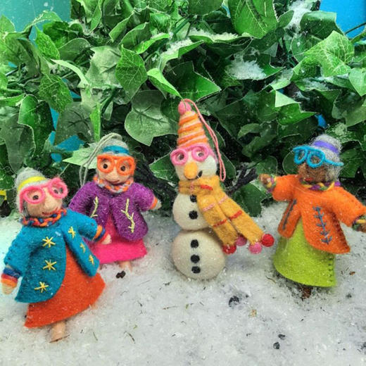 北京仓｜Felt So Good-Groovy Grannies-时髦霓虹奶奶 埃塞尔 羊毛毡 挂件［英国设计师］ 商品图5