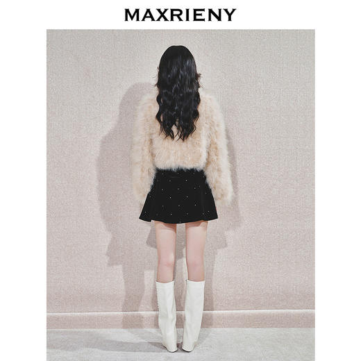 MAXRIENY 精致贵雅感保暖毛绒廓形外套女24冬新款仿皮草 商品图3