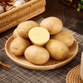 玲儿家小菜 土豆2pcs约500g 령이네반찬 감자2pcs 500g좌우