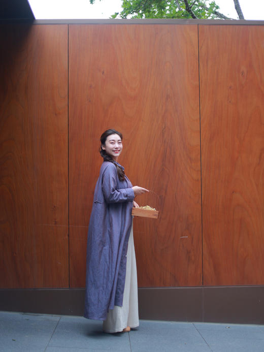 【2026东衣作】新中式风衣外套（25805091紫鼠-设计师款） 商品图3