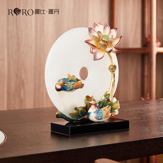 罗比罗丹荷塘月色平安扣摆件珐琅彩工艺荷花新中式家居饰品罗比罗丹摆件（荷塘月色） 商品图1