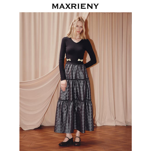 ，玛克门店发货：MAXRENY25年秋季新款宫廷复古风连衣裙显瘦气质长袖针织黑色优雅(货号:MF86DR504) 商品图2