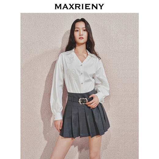 玛克门店发货：复古衬衫华丽花朵刺绣珍珠衬衫(货号:MC85TP547) 商品图0