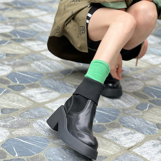 westory冬季新款英伦风厚底拼接时尚女靴马丁靴W22DS81751 商品图3