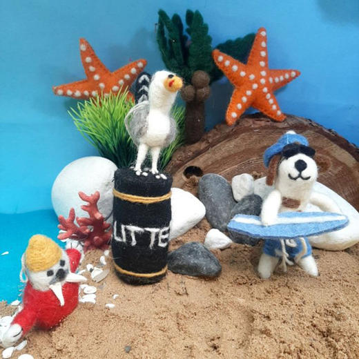 北京仓｜Felt So Good-Waveriding Surfer Dog-冲浪狗 羊毛毡 挂件［英国设计师］ 商品图4