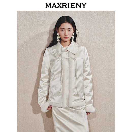玛克门店发货：MAXRIENY新中式羽绒服(货号:MS85DC758) 商品图2
