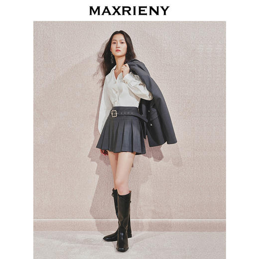 玛克门店发货：复古衬衫华丽花朵刺绣珍珠衬衫(货号:MC85TP547) 商品图1