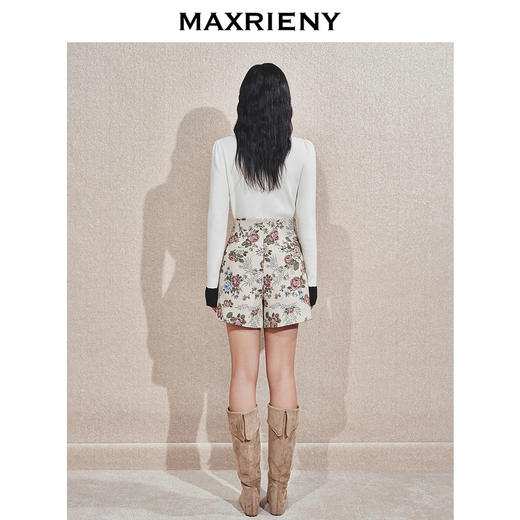 MAXRIENY精致复古感A字摆花卉裙裤收腰a摆阔腿裤女24冬款高腰短裤(货号:MS85PA757) 商品图3