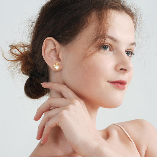 袋鼠团团贝母耳钉 商品图0