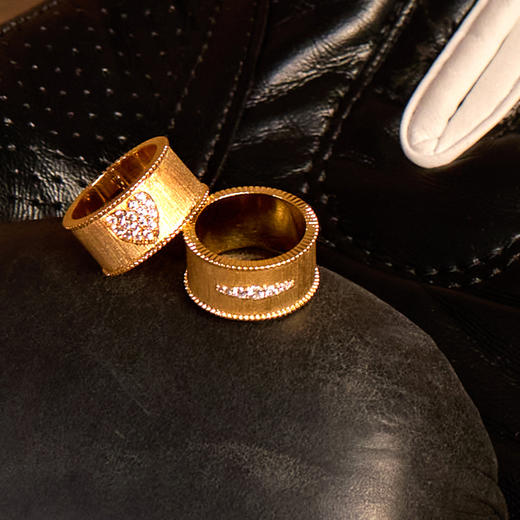 北京仓｜MYA-BAY-SIGNATURE CROWN-金色 宽面 花边 戒指［比利时设计师］ 商品图3