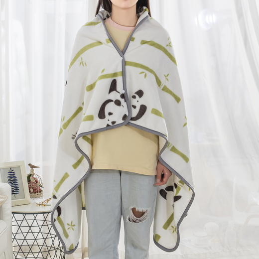 【多样屋专柜】雅鹿 牛奶绒披肩盖毯100*140cm 商品图3