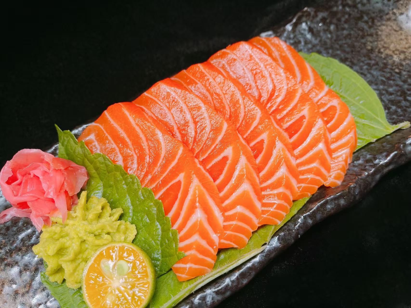 三文鱼脊背刺身中份（120g-130g）5-6片