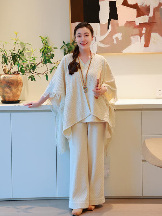 【抖音专属】云山白·流苏披肩（21705029-云山白） 商品图0