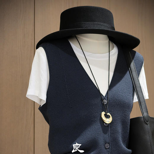 【不退不换】良木礼美丽诺羊毛马甲（Q2584130F） 商品图1