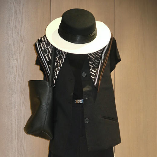 【预售7天】良木礼羊毛马甲（系带）（Q2584236） 商品图0