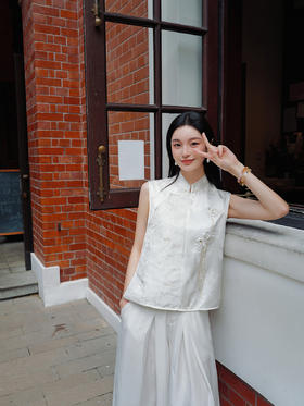 盛唐牡丹| 冠乐绉拼意大利进口立体浮雕花朵提花马甲