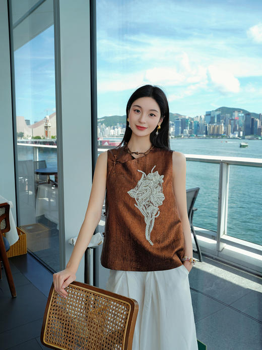 廷前观棠 | 鎏金马甲 商品图0