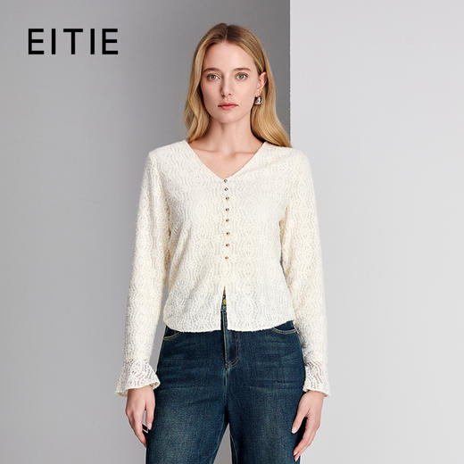EITIE爱特爱V 领收腰蕾丝喇叭袖口设计别致灵动小上衣8413103 商品图0