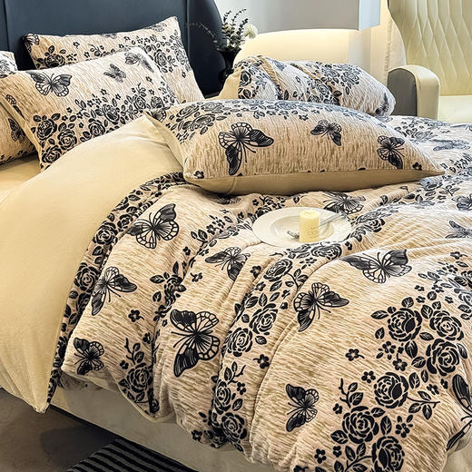 【换季出清】自然醒美拉德风格雕花牛奶绒四件套QJ 商品图4