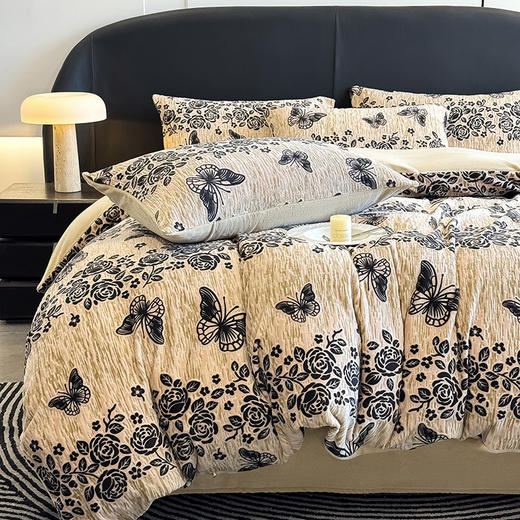 【换季出清】自然醒美拉德风格雕花牛奶绒四件套QJ 商品图2