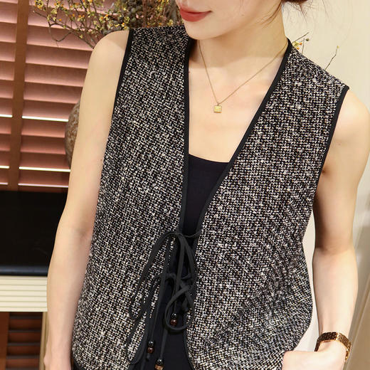 【预售7天】良木礼羊毛马甲（Q258264） 商品图4