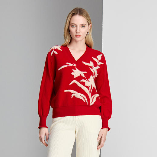 EITIE爱特爱V 领套头长袖撞色花朵提花图案羊毛针织衫8401109 商品图5