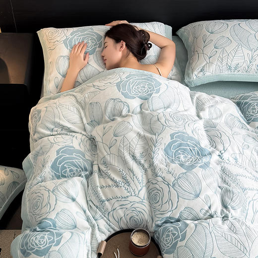 【换季出清】自然醒A类5D立体浮雕宽边牛奶绒四件套高档法兰珊瑚绒床单被套秋冬季轻奢床品QJ 商品图7