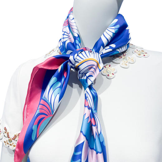 深山集市 苗族破线植物花纹丝巾 商品图0