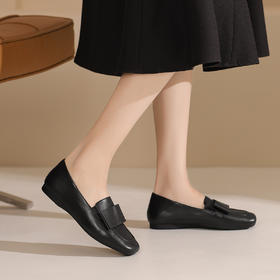 西村名物秋季新款舒适软底软面薄底平跟防滑深口单鞋乐福鞋T24CM37971