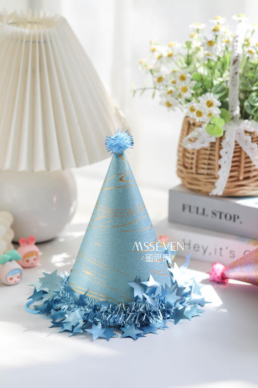 绒绒尖顶帽 商品图2