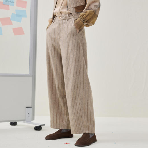 谜底直筒裤长裤2025年冬季新品显瘦厚实挺括复古包容女254MK1477 商品图1