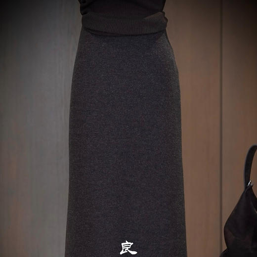 【部分现货】良木礼半裙（241260） 商品图2