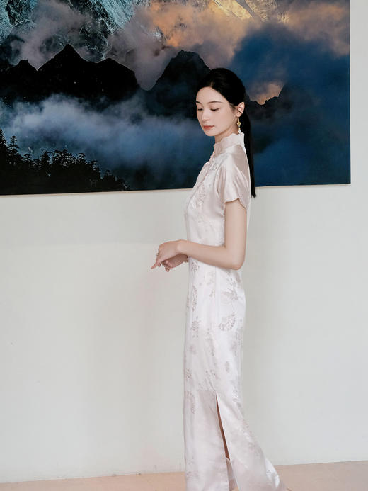 盛唐牡丹| 真丝织金翩翩飞舞旗袍裙 商品图11