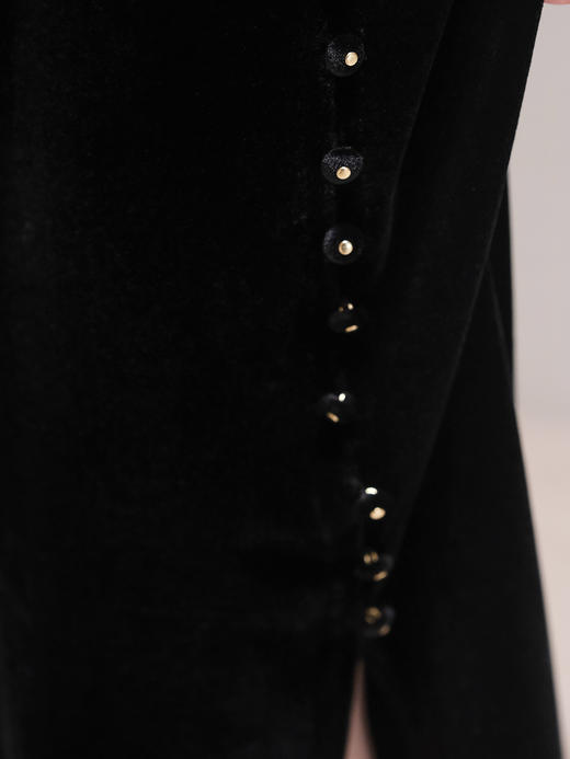 盛唐婧| 重磅真丝绒修身半身裙 商品图1