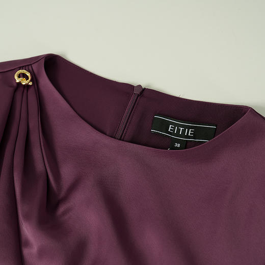 EITIE爱特爱圆领叠褶设计修身显瘦礼服连衣裙8377007 商品图4